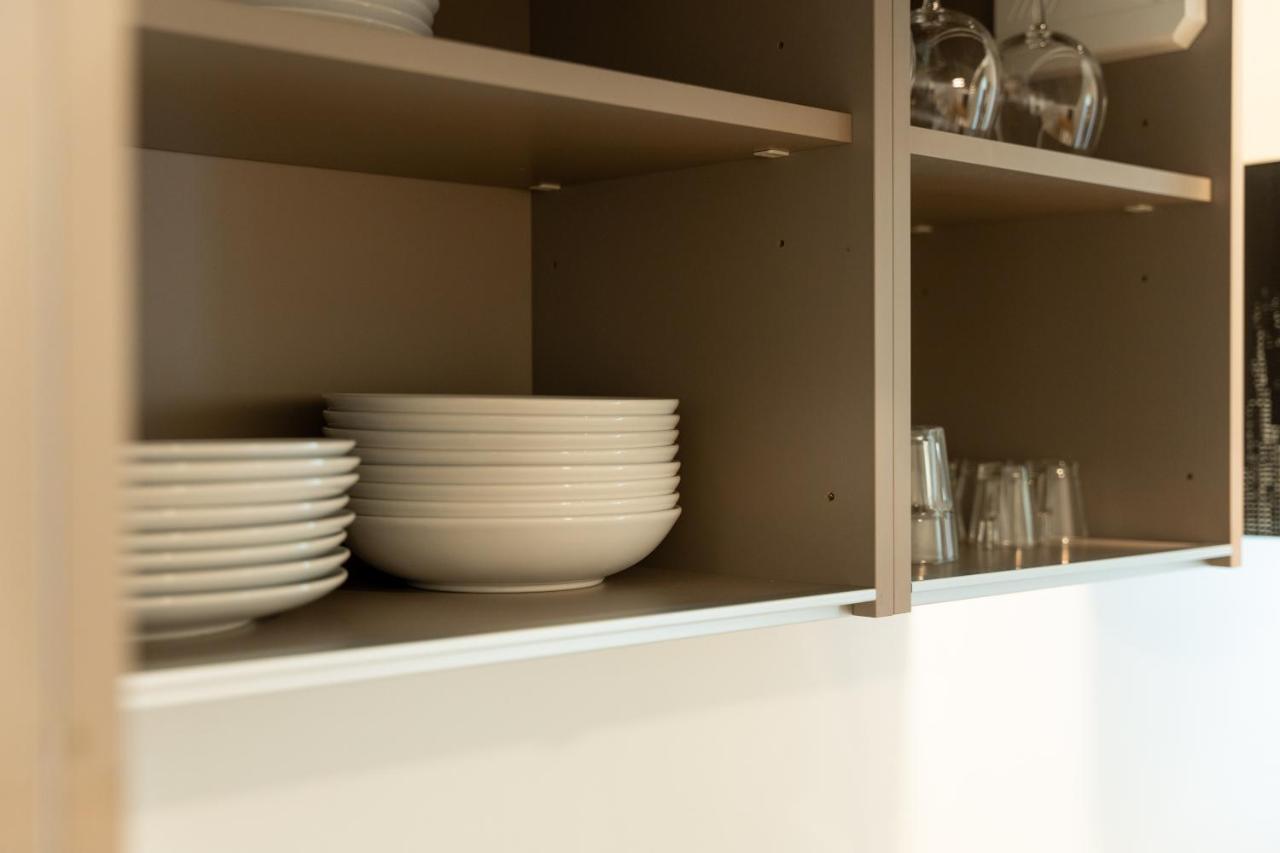 Apartamento 15Min Metro Duomo - Rho Fiera - Skyscraper Kitchen Milán Exterior foto